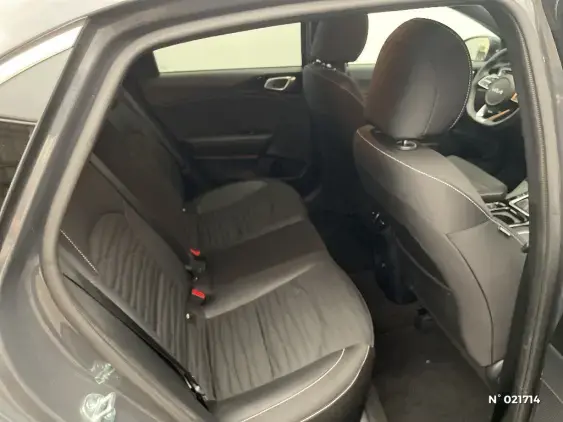 KIA CEED III - voiture d'occasion - Photo 11