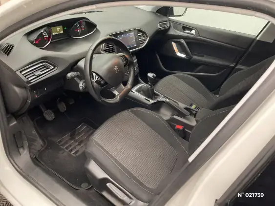 PEUGEOT 308 II - voiture d'occasion - Photo 30