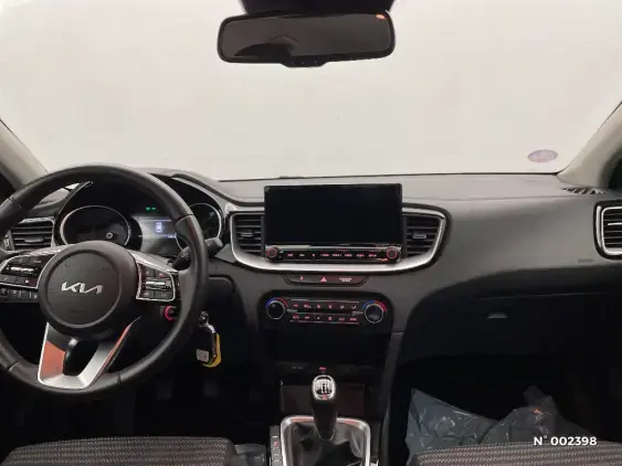 KIA CEED III - voiture d'occasion - Photo 9