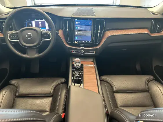 VOLVO XC60 II - voiture d'occasion - Photo 9