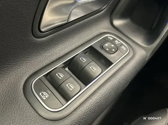 MERCEDES CLASSE A IV - voiture d'occasion - Photo 15