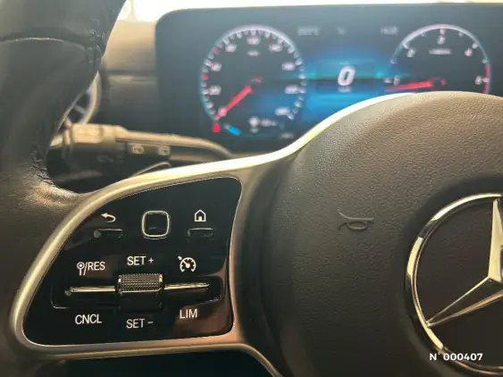 MERCEDES CLASSE A IV - voiture d'occasion - Photo 24