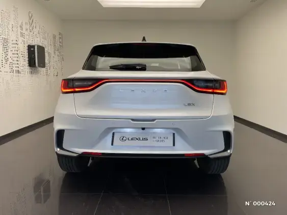 LEXUS LBX - voiture d'occasion - Photo 6