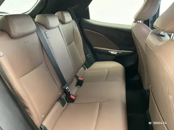 LEXUS LBX - voiture d'occasion - Photo 11