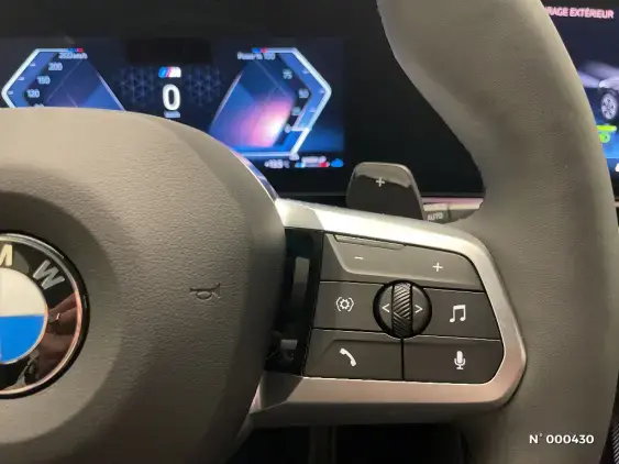 BMW X1 U11 - voiture d'occasion - Photo 27