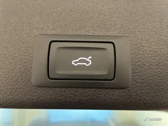 AUDI A4 AVANT - voiture d'occasion - Photo 30