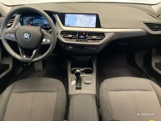 BMW SERIE 1 F40 - voiture d'occasion - Photo 9