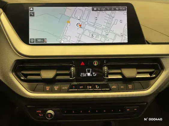 BMW SERIE 1 F40 - voiture d'occasion - Photo 13