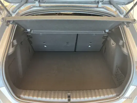 BMW SERIE 1 F40 - voiture d'occasion - Photo 7