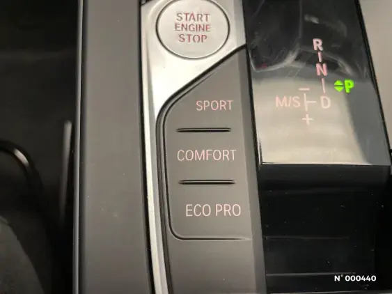 BMW SERIE 1 F40 - voiture d'occasion - Photo 31