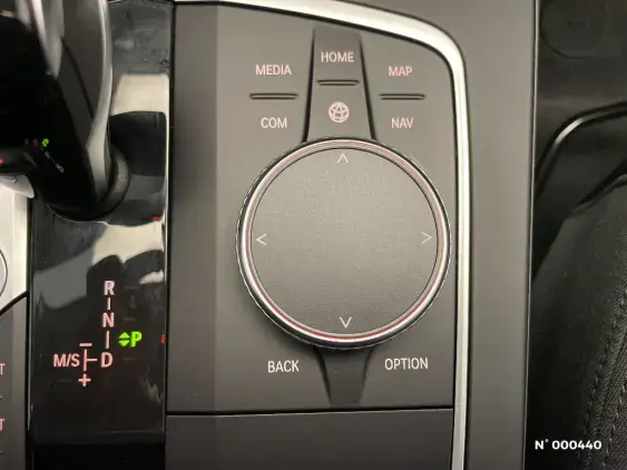 BMW SERIE 1 F40 - voiture d'occasion - Photo 32