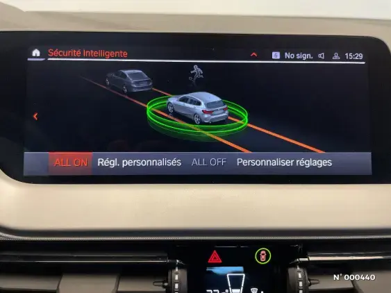 BMW SERIE 1 F40 - voiture d'occasion - Photo 34