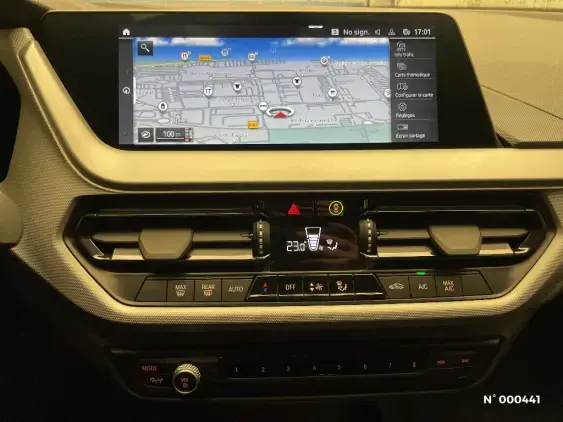 BMW SERIE 1 F40 - voiture d'occasion - Photo 13