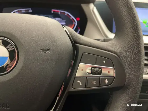 BMW SERIE 1 F40 - voiture d'occasion - Photo 26