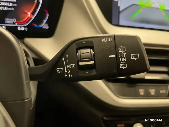 BMW SERIE 1 F40 - voiture d'occasion - Photo 27