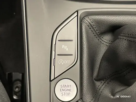 BMW SERIE 1 F40 - voiture d'occasion - Photo 36