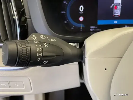 VOLVO XC60 II - voiture d'occasion - Photo 34