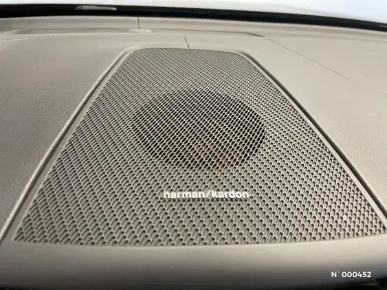 VOLVO XC60 II - voiture d'occasion - Photo 35