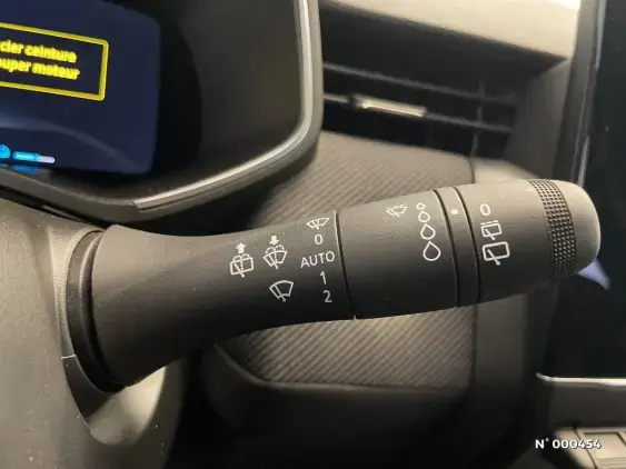 RENAULT CLIO V - voiture d'occasion - Photo 32