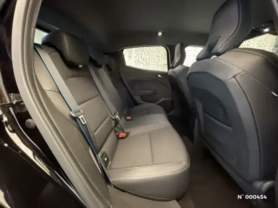 RENAULT CLIO V - voiture d'occasion - Photo 11