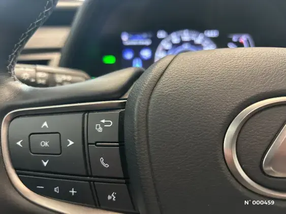 LEXUS UX - voiture d'occasion - Photo 26
