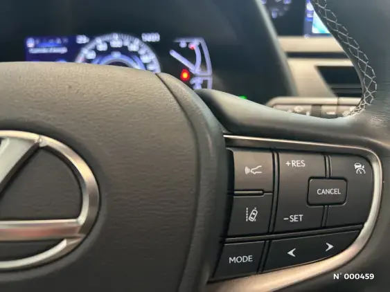 LEXUS UX - voiture d'occasion - Photo 27