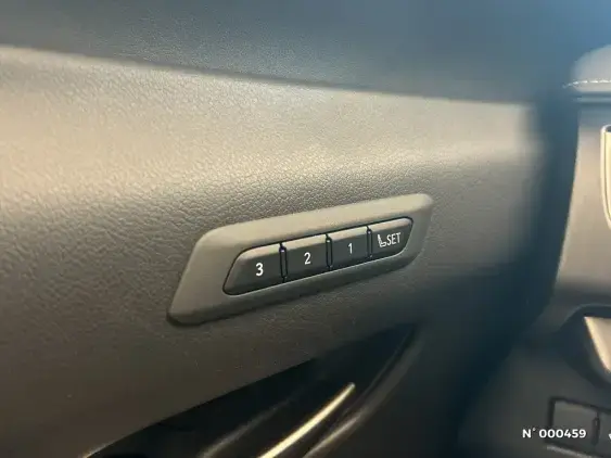 LEXUS UX - voiture d'occasion - Photo 30
