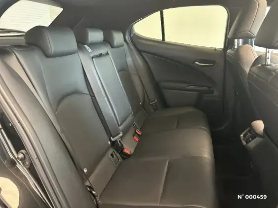 LEXUS UX - voiture d'occasion - Photo 11