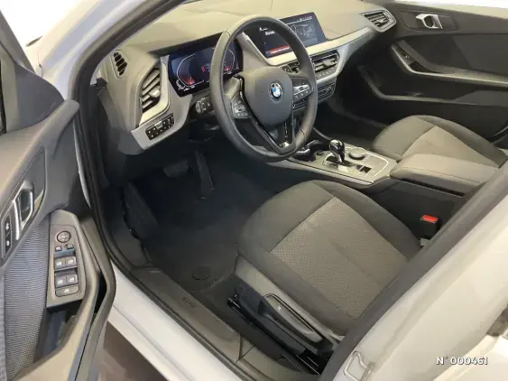 BMW SERIE 1 F40 - voiture d'occasion - Photo 25