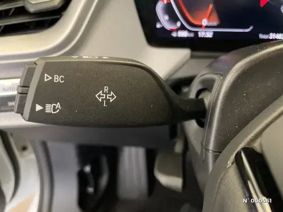 BMW SERIE 1 F40 - voiture d'occasion - Photo 29