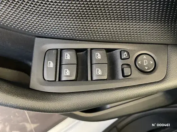 BMW SERIE 1 F40 - voiture d'occasion - Photo 30