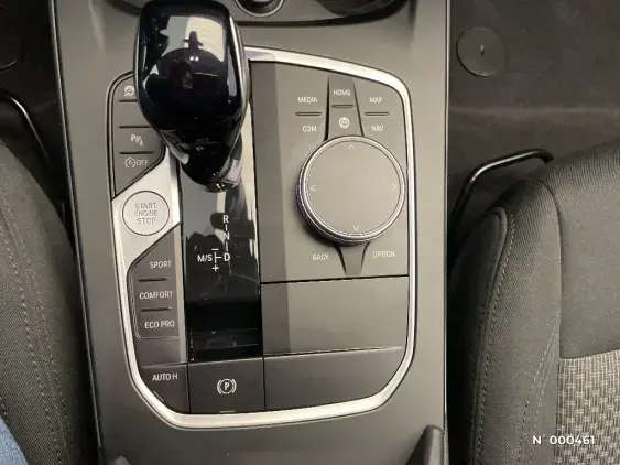 BMW SERIE 1 F40 - voiture d'occasion - Photo 32