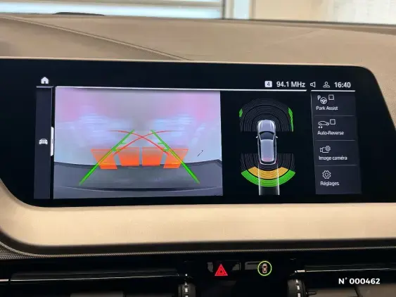 BMW SERIE 1 F40 - voiture d'occasion - Photo 14