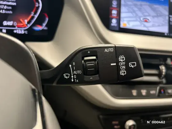 BMW SERIE 1 F40 - voiture d'occasion - Photo 28