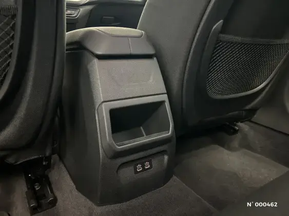 BMW SERIE 1 F40 - voiture d'occasion - Photo 34