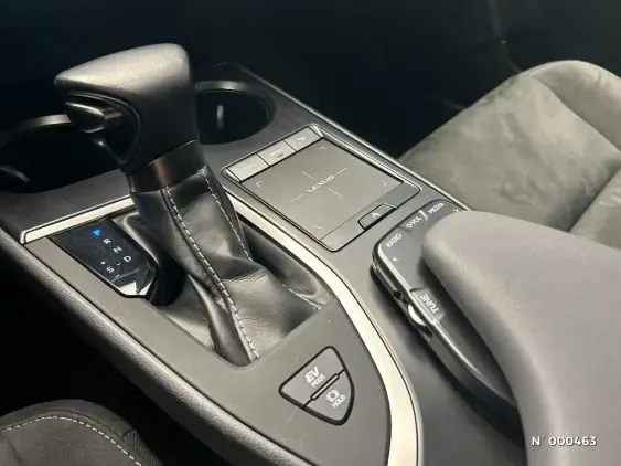 LEXUS UX - voiture d'occasion - Photo 29