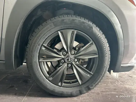 LEXUS UX - voiture d'occasion - Photo 8