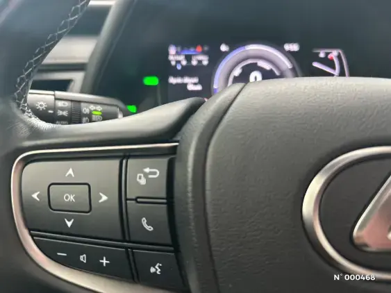 LEXUS UX - voiture d'occasion - Photo 26