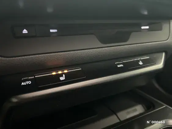 LEXUS UX - voiture d'occasion - Photo 31