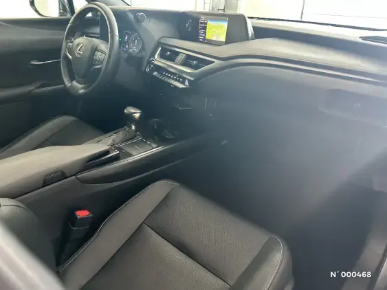 LEXUS UX - voiture d'occasion - Photo 10
