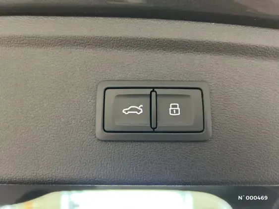 AUDI A3 SPORTBACK IV - voiture d'occasion - Photo 30