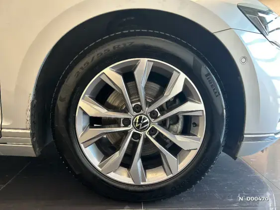 VOLKSWAGEN PASSAT SW IX - voiture d'occasion - Photo 8