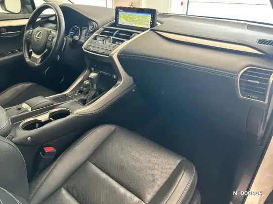 LEXUS NX - voiture d'occasion - Photo 10