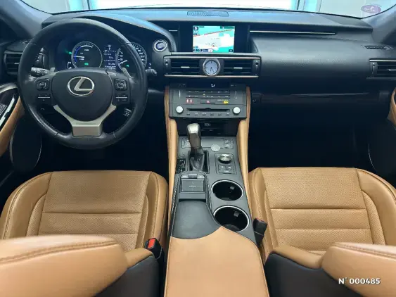 LEXUS RC - voiture d'occasion - Photo 9