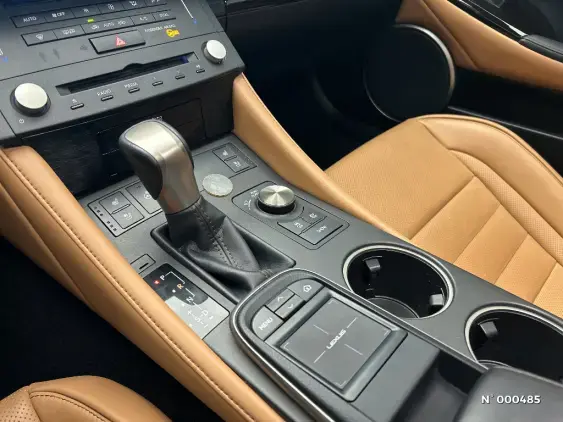 LEXUS RC - voiture d'occasion - Photo 30