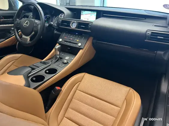 LEXUS RC - voiture d'occasion - Photo 10