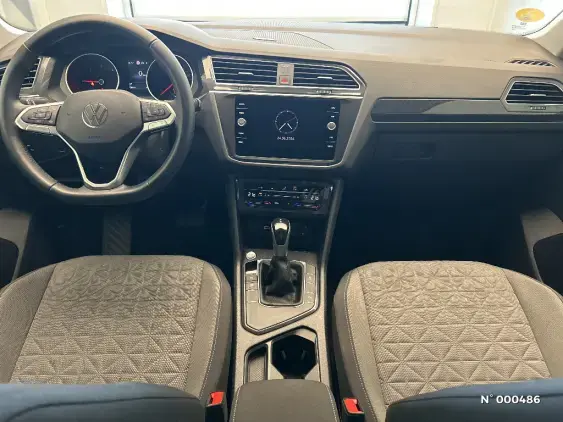 VOLKSWAGEN TIGUAN II - voiture d'occasion - Photo 9