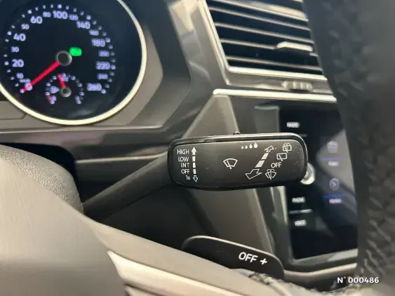 VOLKSWAGEN TIGUAN II - voiture d'occasion - Photo 28
