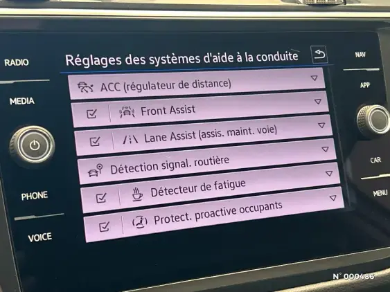 VOLKSWAGEN TIGUAN II - voiture d'occasion - Photo 32