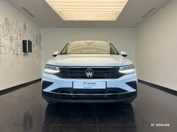 VOLKSWAGEN TIGUAN II - voiture d'occasion - Photo 3